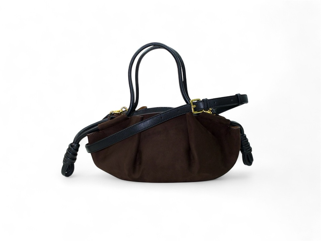 Nora Gamuza Chocolate